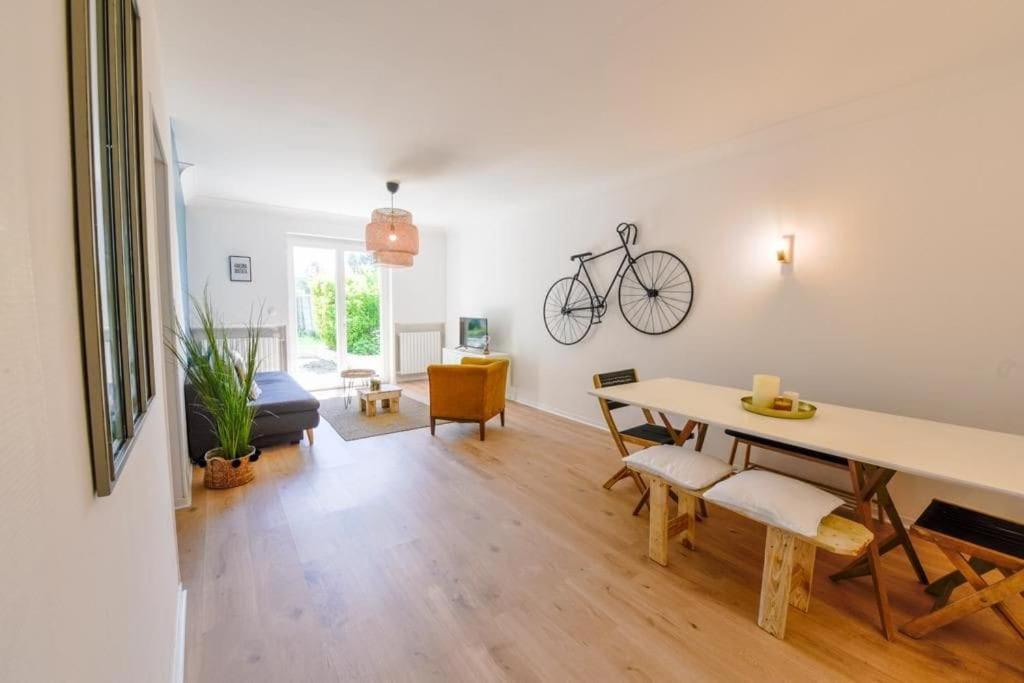 Charmant Logement Plein Pied Au Coeur Du Village Castelculier ภายนอก รูปภาพ