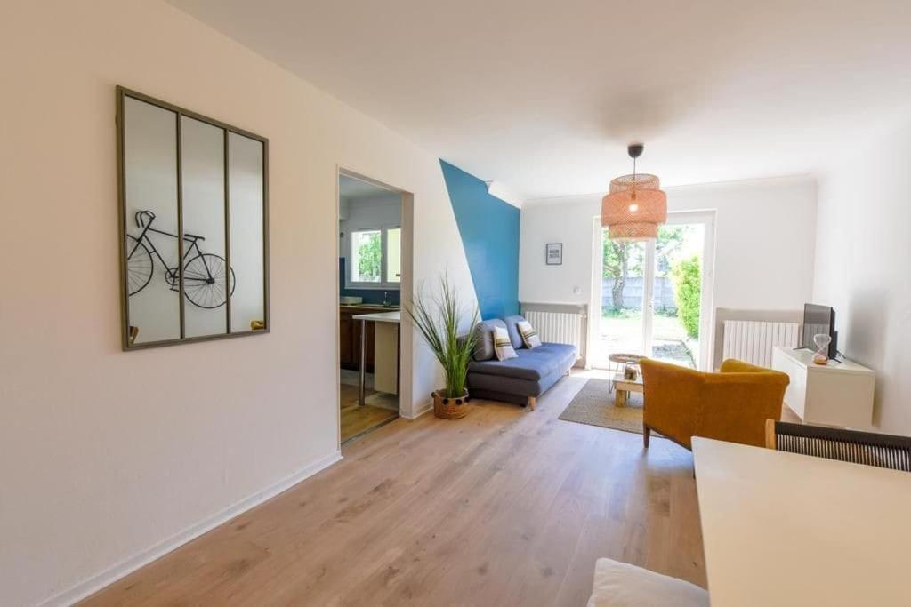 Charmant Logement Plein Pied Au Coeur Du Village Castelculier ภายนอก รูปภาพ