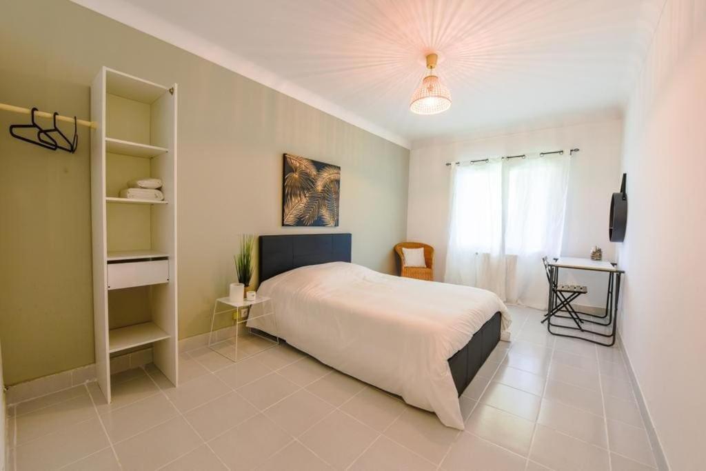 Charmant Logement Plein Pied Au Coeur Du Village Castelculier ภายนอก รูปภาพ